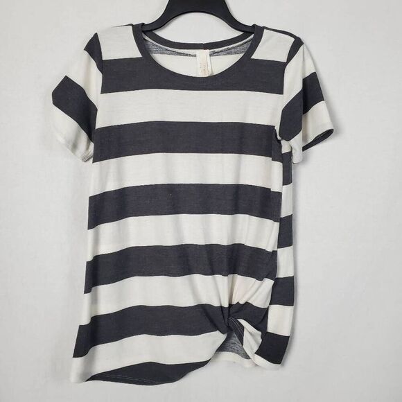 Lily Pad Medium Gray/White Stripe Top - Picture 6 of 9